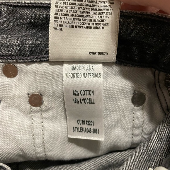 AGOLDE Jeanette Denim Mini Skirt in East Village Grey - Picture 5 of 9